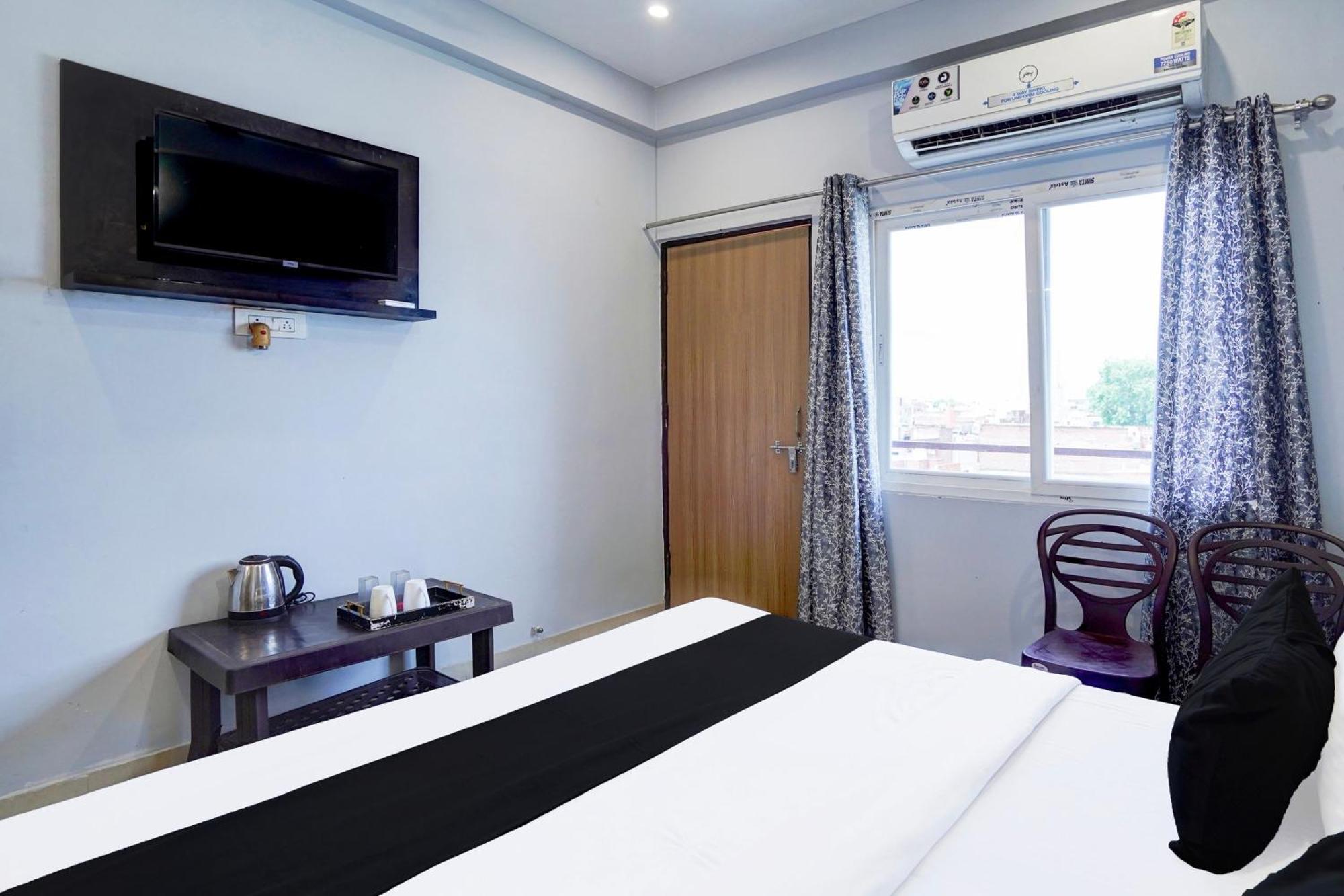 Super Hotel O Blw Kakarmatta Near Banaras Junction Varanasi Eksteriør billede