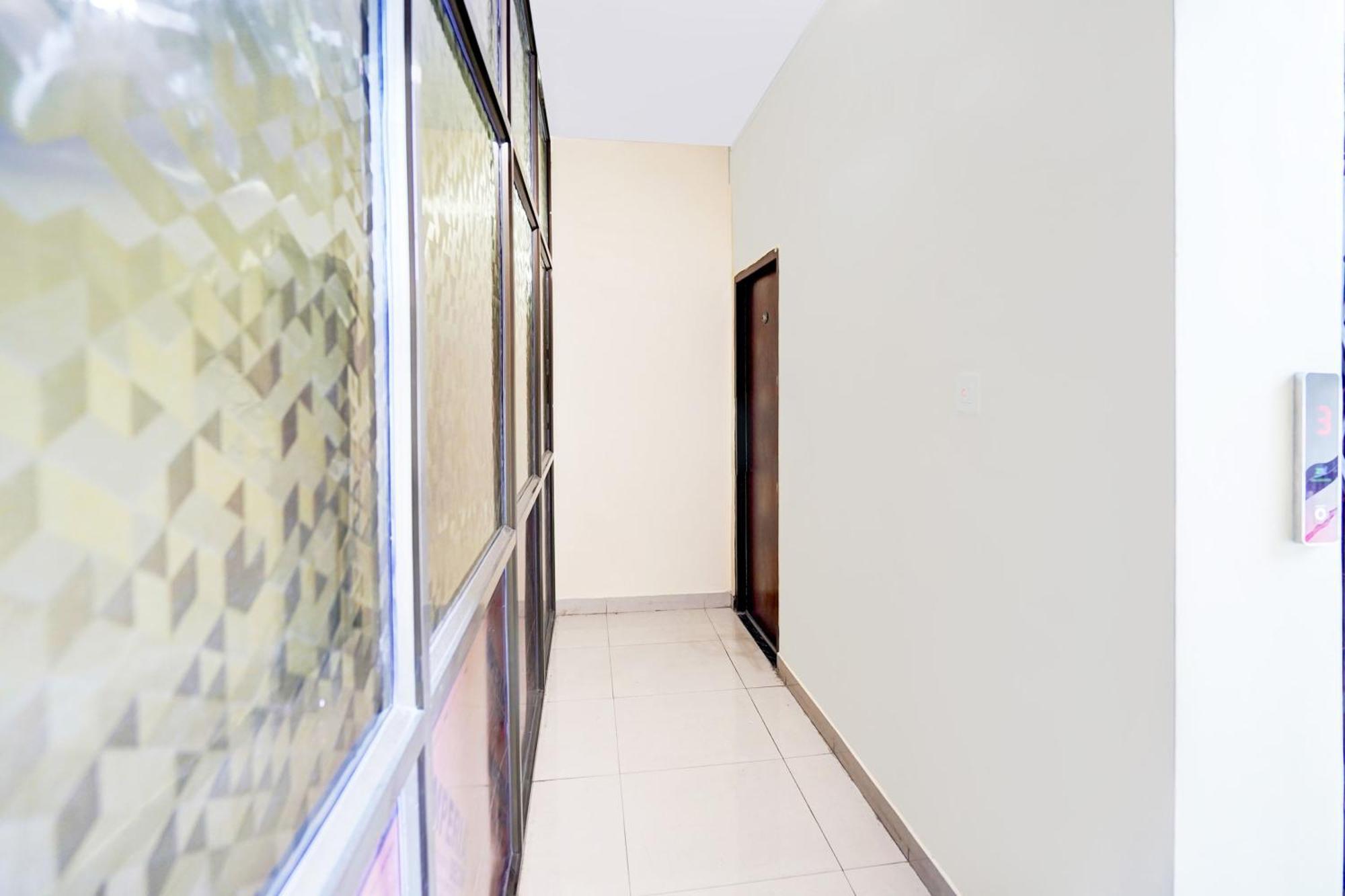 Super Hotel O Blw Kakarmatta Near Banaras Junction Varanasi Eksteriør billede