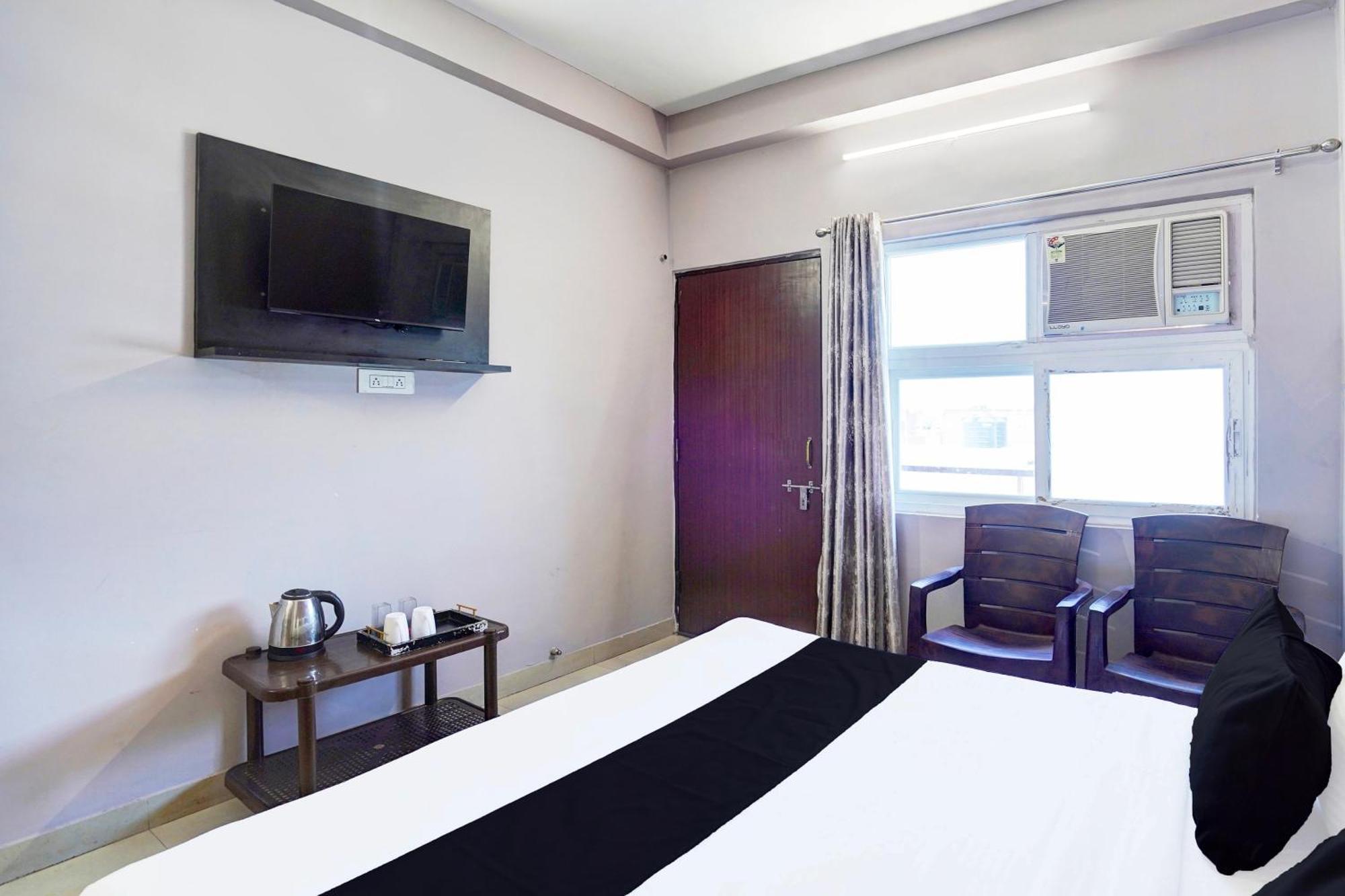 Super Hotel O Blw Kakarmatta Near Banaras Junction Varanasi Eksteriør billede
